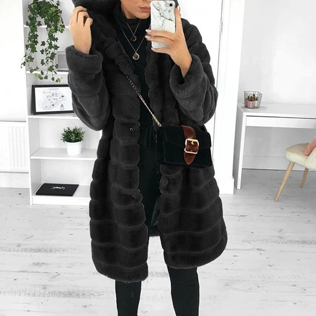 ELLINA | Fluffy Long Fur Coat